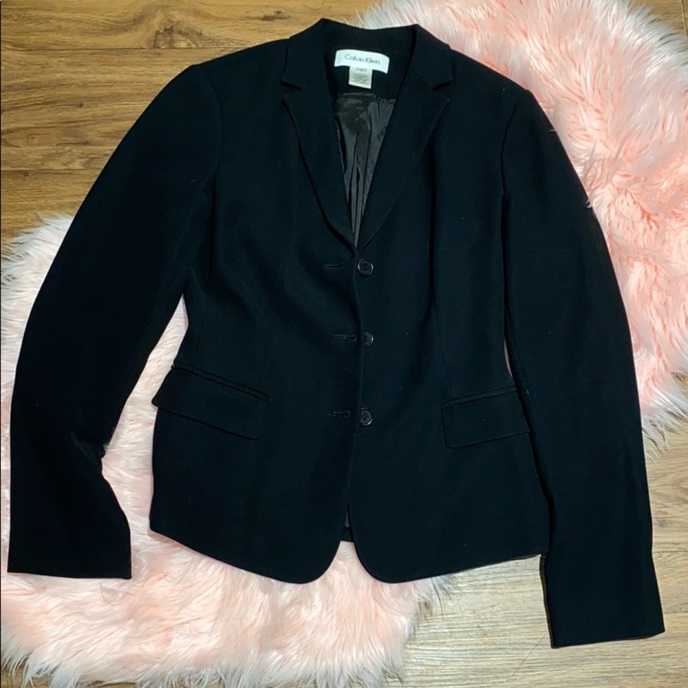 Chic Black Calvin Klein Button Up Blazer